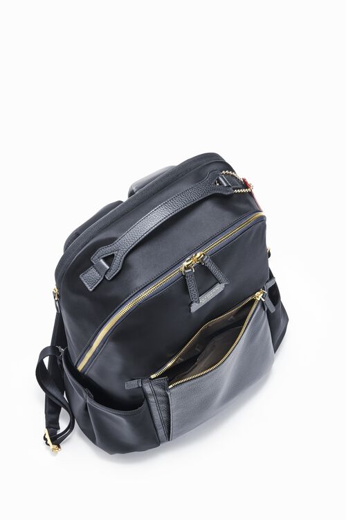 バックパック 15.6  hi-res | Hartmann