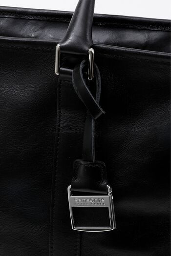 ジャーミン トート