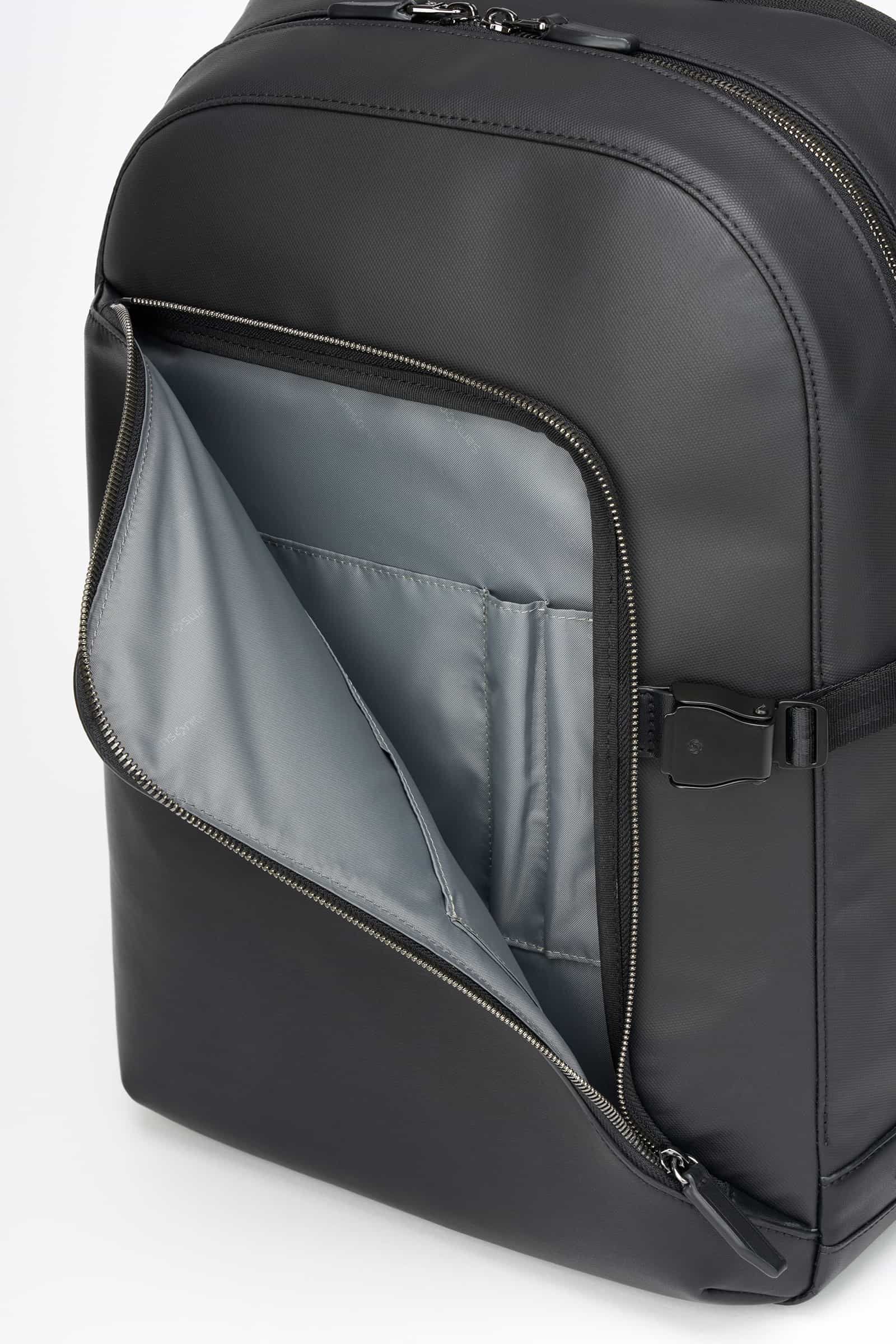 ゆぅ　15客＋3200枚 エクスフライツ バックパック L ブラック｜サムソナイト