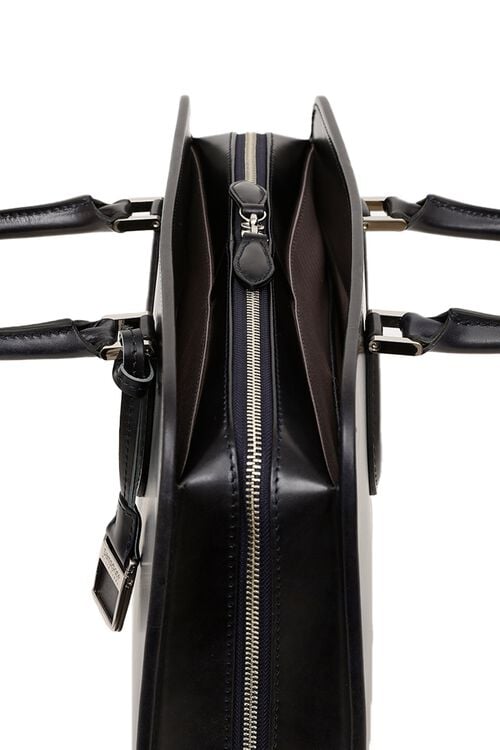 ブリーフケース M