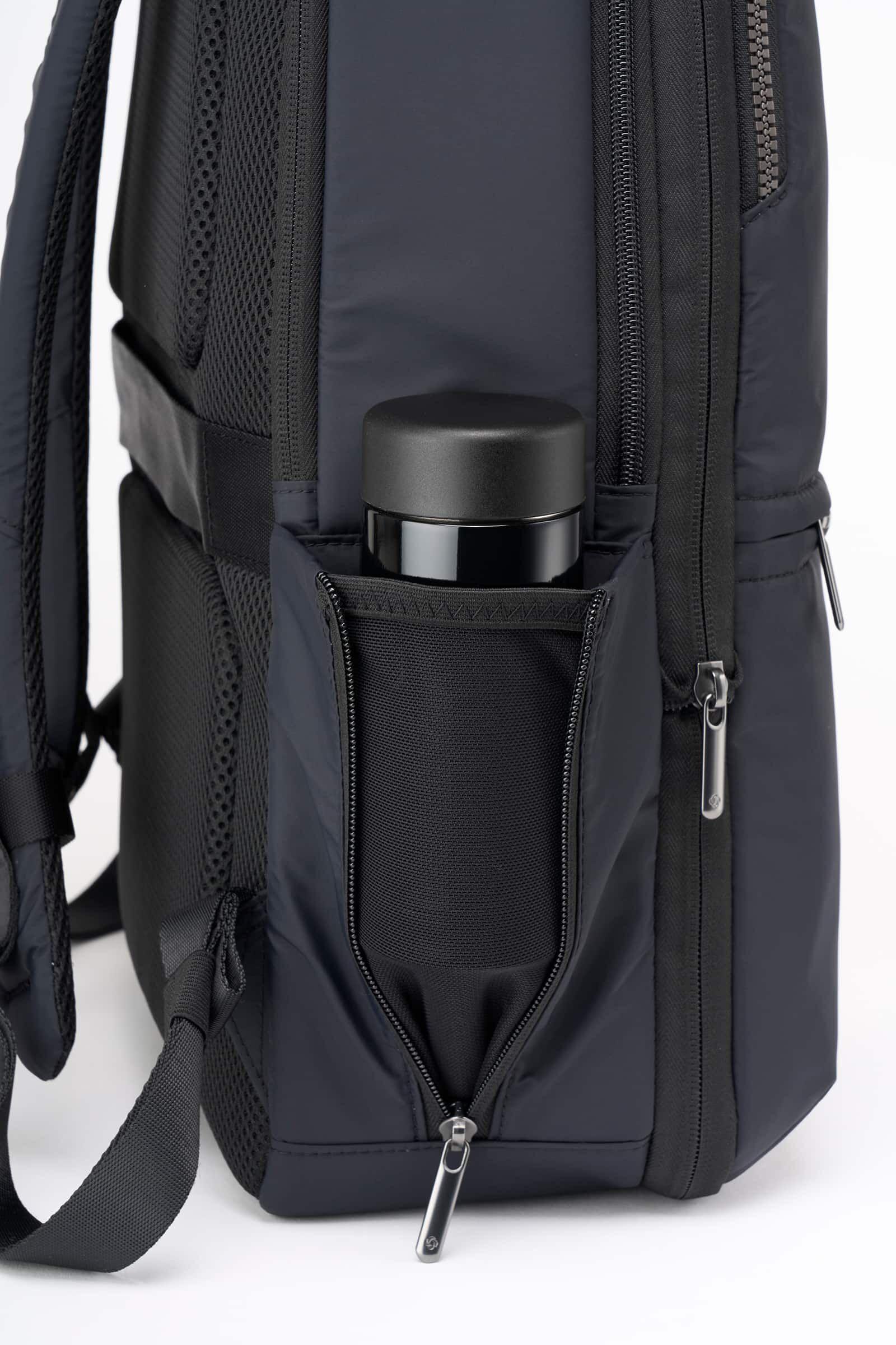 エスプルム バックパック L エキスパンダブル ブラック｜サムソナイト