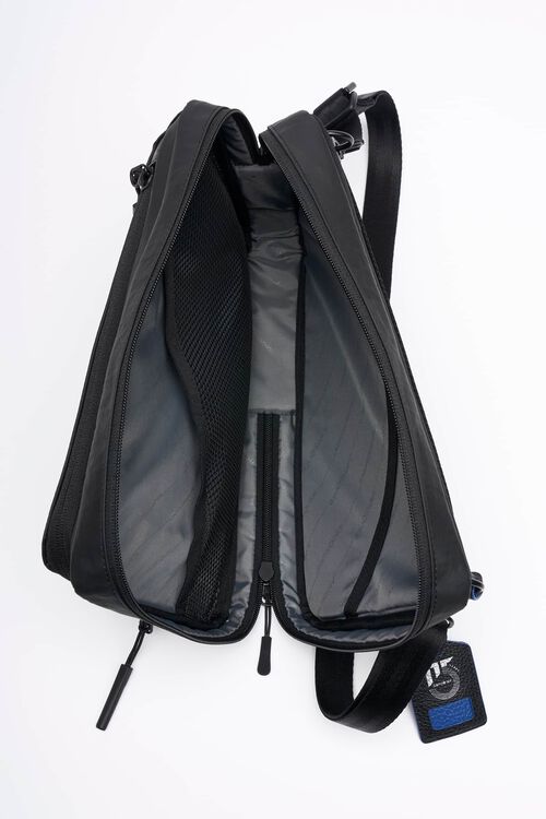 サブリム クロスボディ M 115