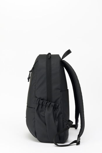 ラウンドバックパック