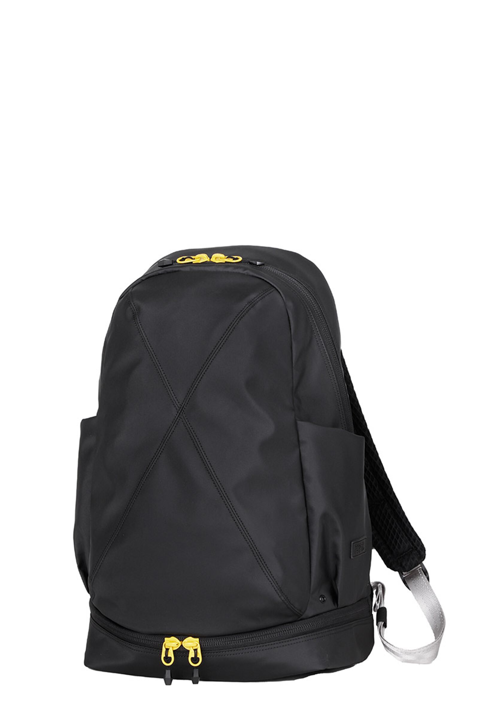 サムソナイト Samsonite リュックサック ナイロン 黒 美品 バッグ｜ファッション