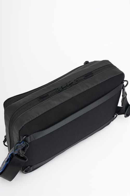 サブリム クロスボディ M 115