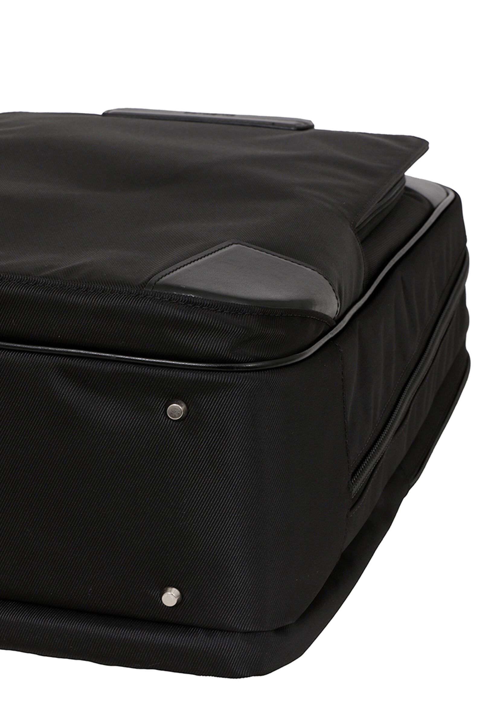 エピッド 4 バックパック L フルブラック｜サムソナイト(Samsonite)公式オンラインストア