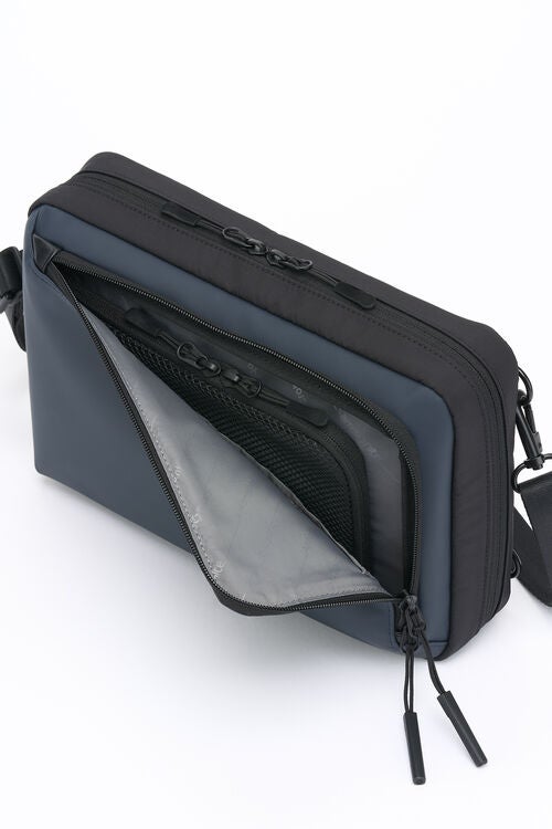 サブリム クロスボディ M