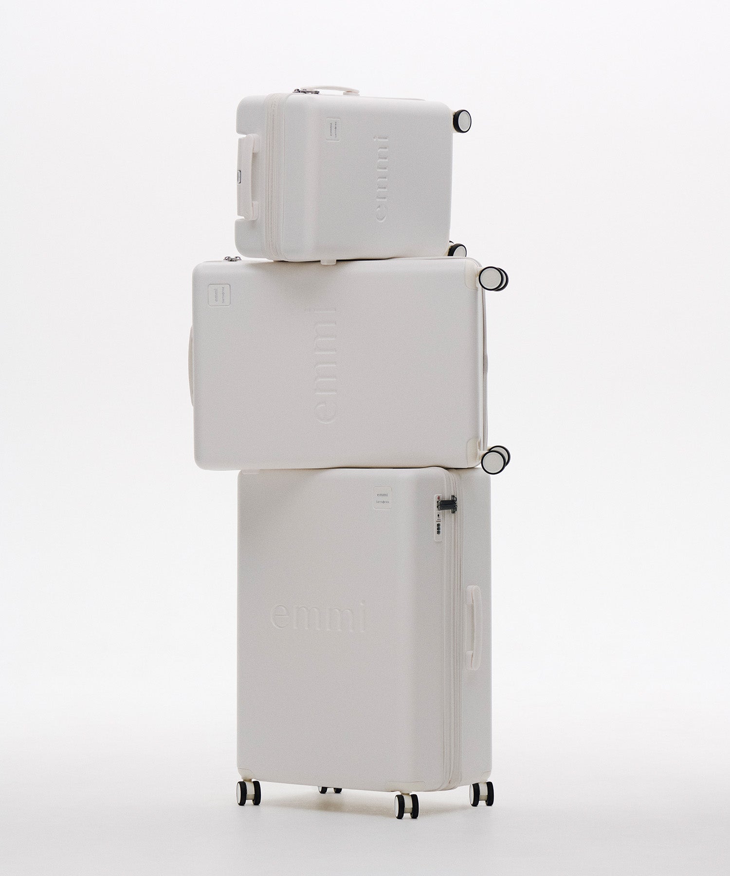 ＜emmi×Samsonite＞コラボレーションモデルが限定発売