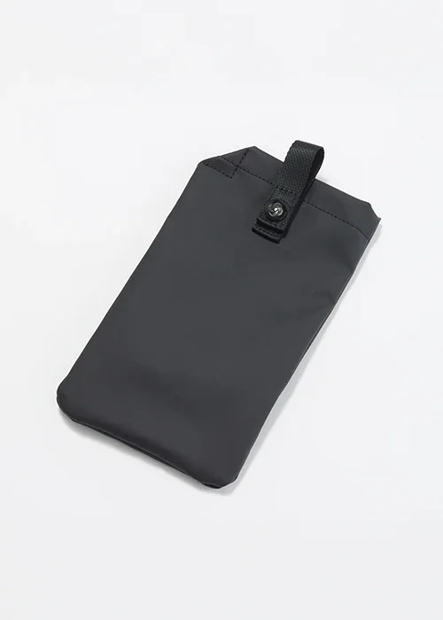 Samsonite（サムソナイト）ビジネス用ブリーフケース、バックパックであるEPID4に付属するマルチケース。折り畳み傘、ドリンクボトルをセットできる、取り外し可能なマルチケース。