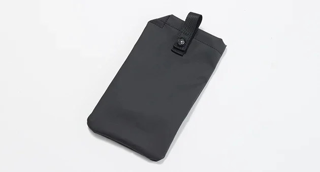 Samsonite（サムソナイト）ビジネス用ブリーフケース、バックパックであるEPID4に付属するマルチケース。折り畳み傘、ドリンクボトルをセットできる、取り外し可能なマルチケース。