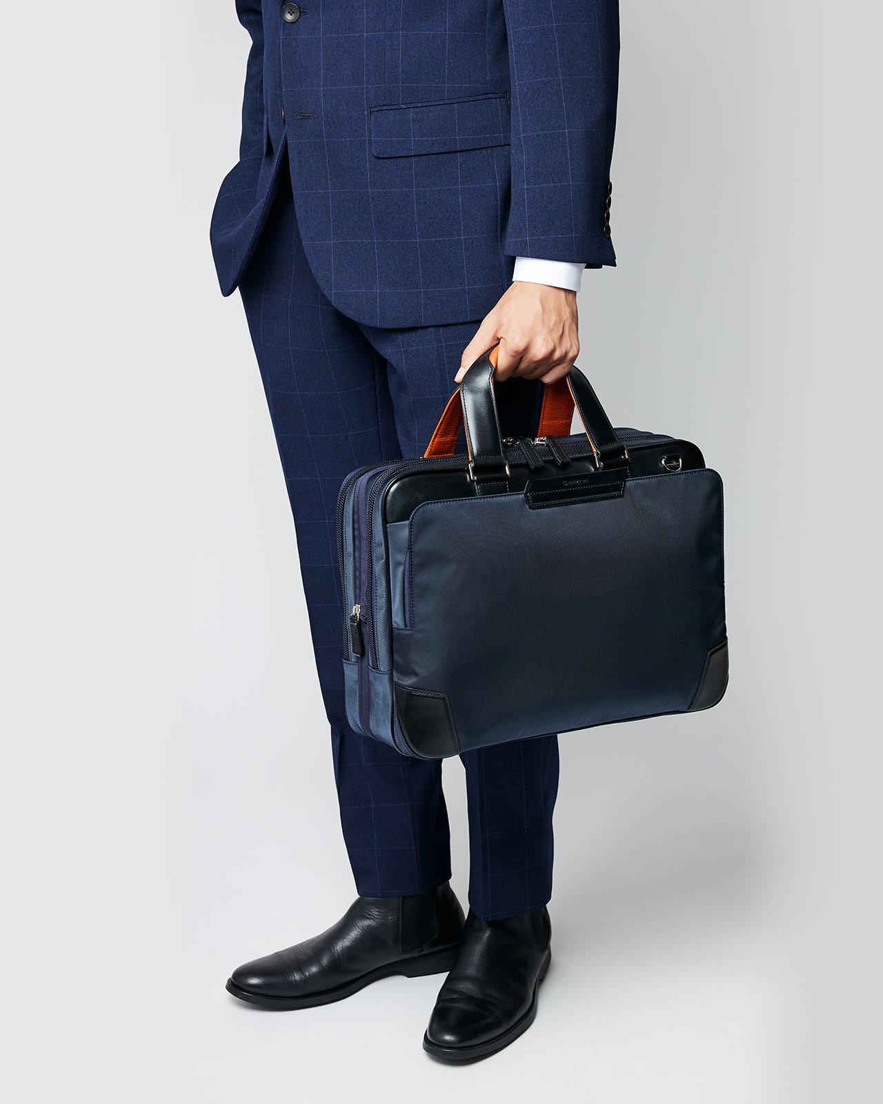 EPID4 BRIAFCASE EXP - Briefcase