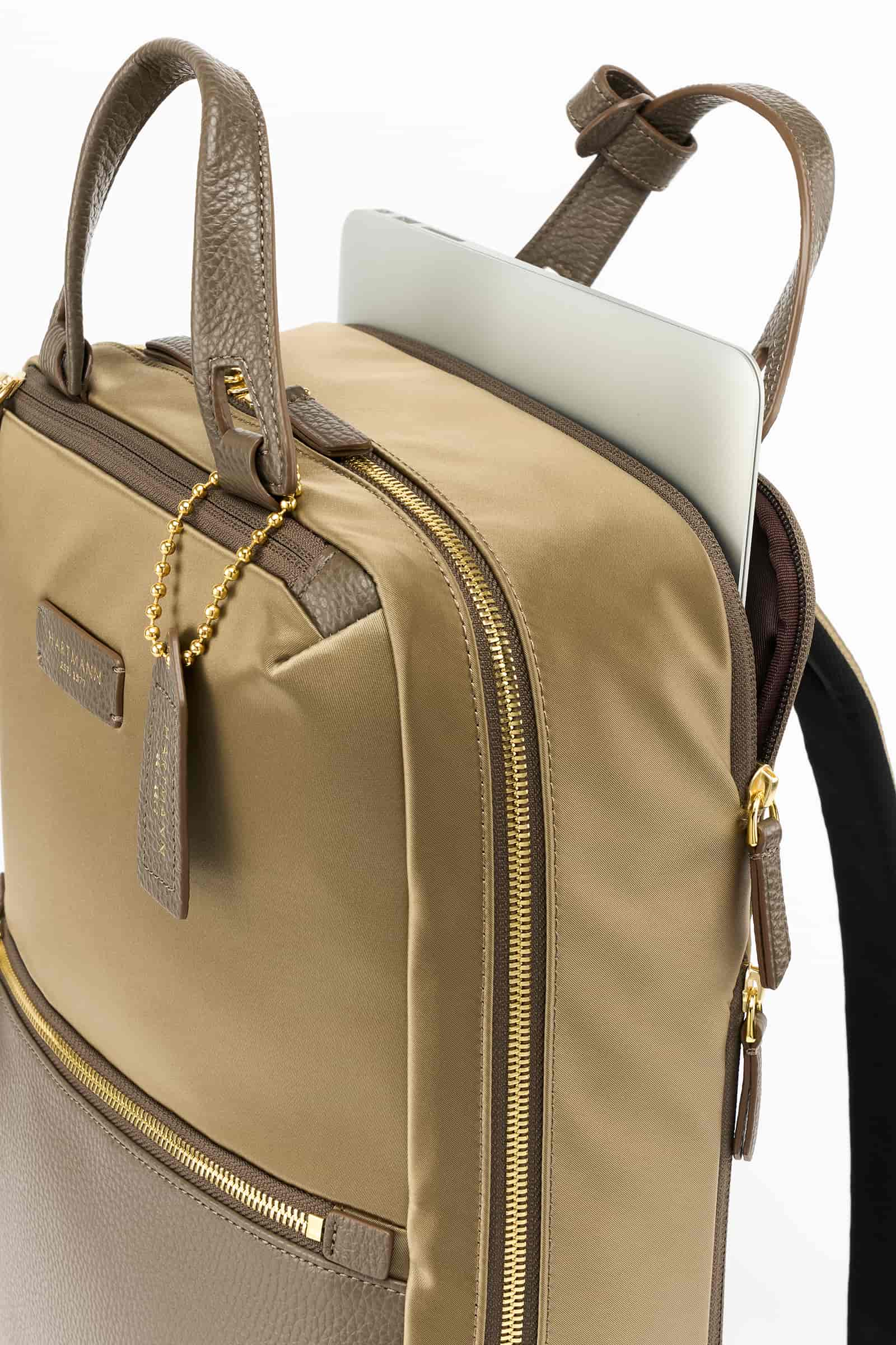 アルヴァーノ スクエアバックパック エキスパンダブル  detail | Hartmann