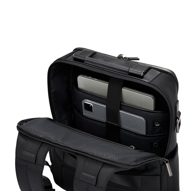 シグネチャー バックパック