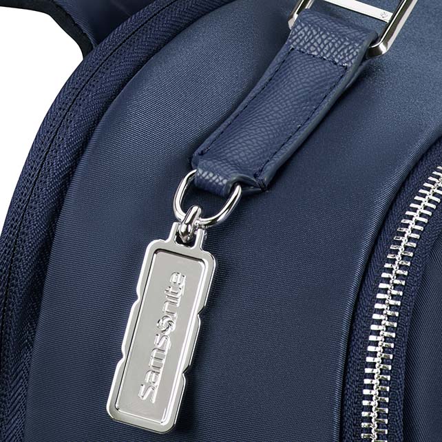 カリッサ エヴォ ラウンドバックパック 15.6