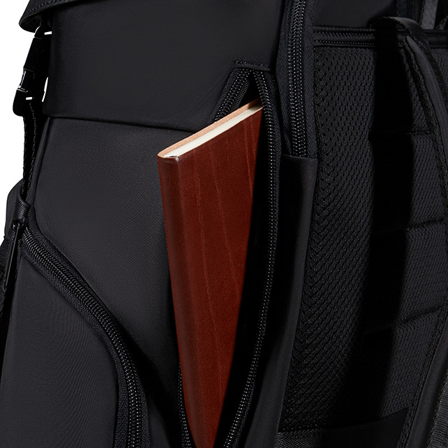 リライオン バックパック M 15.6 フラップ