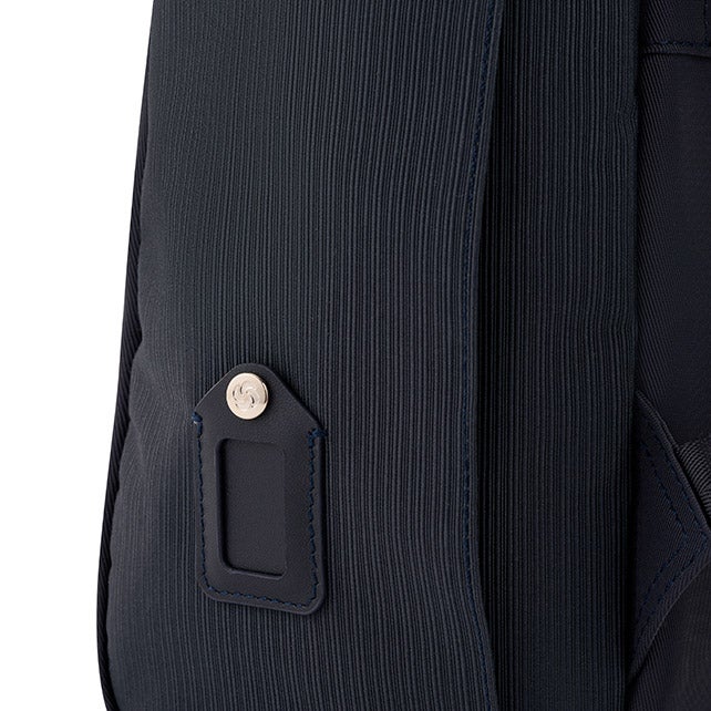 オードリナ バックパックレクタングル 15.6