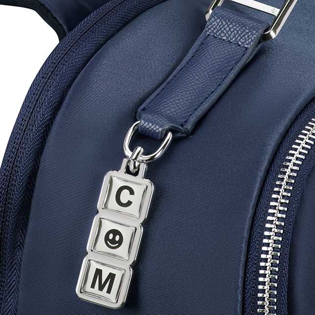 カリッサ エヴォ ラウンドバックパック 15.6