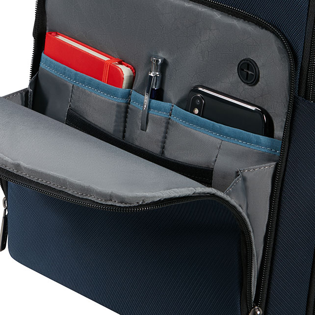 エヴォサイト バックパック 15.6