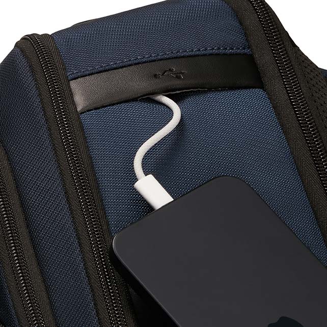 エヴォサイト バックパック 15.6