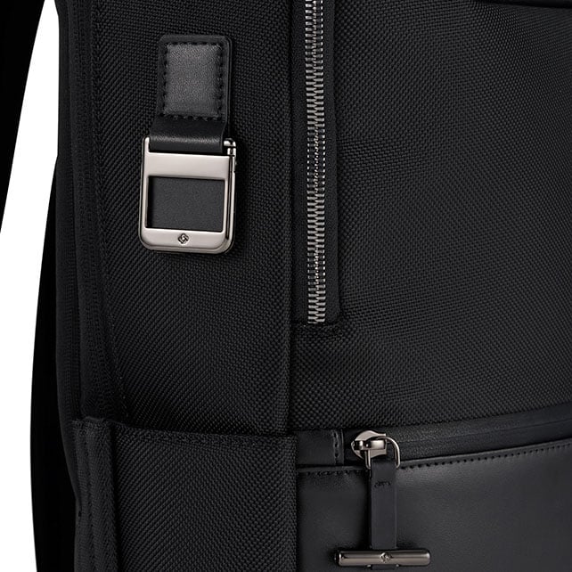 シグネチャー バックパック