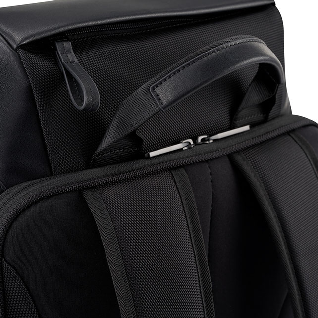 アンダースコア フラップバックパック 15.6  detail | Samsonite