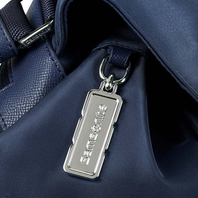 カリッサ エヴォ バックパック 3ポケットバックル